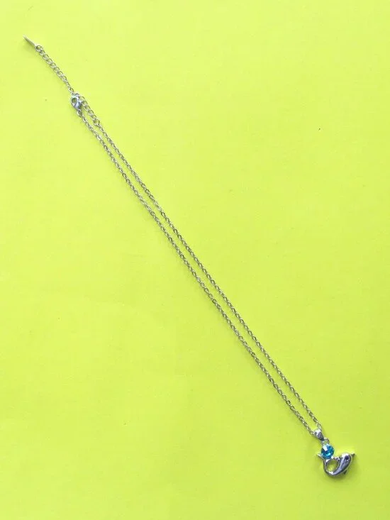 Dolphin necklace - Picture 3 of 4